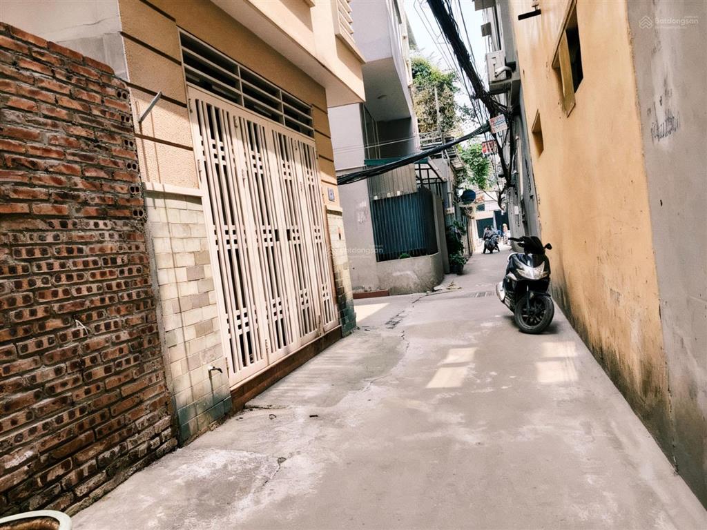 Bán nhà hoàng như tiếp ngõ thông hồng tiến ô tô qua nhà