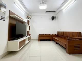 Bán nhà thạch bàn gần ngã tư thạch bàn giá tốt