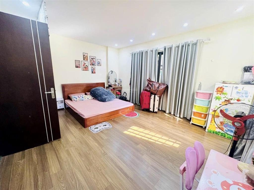 Hoa hậu ngọc thụy chốt nhanh kẻo lỡ