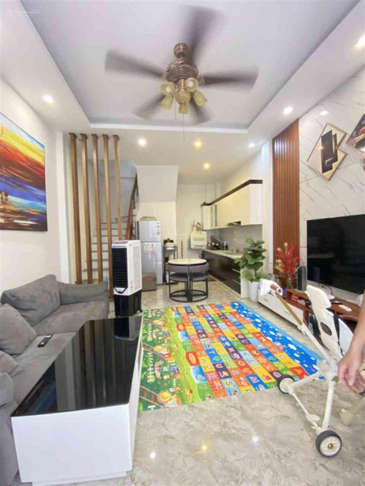 Nhà đẹp ngõ nông dân trí cao ô tô đỗ sát nhà