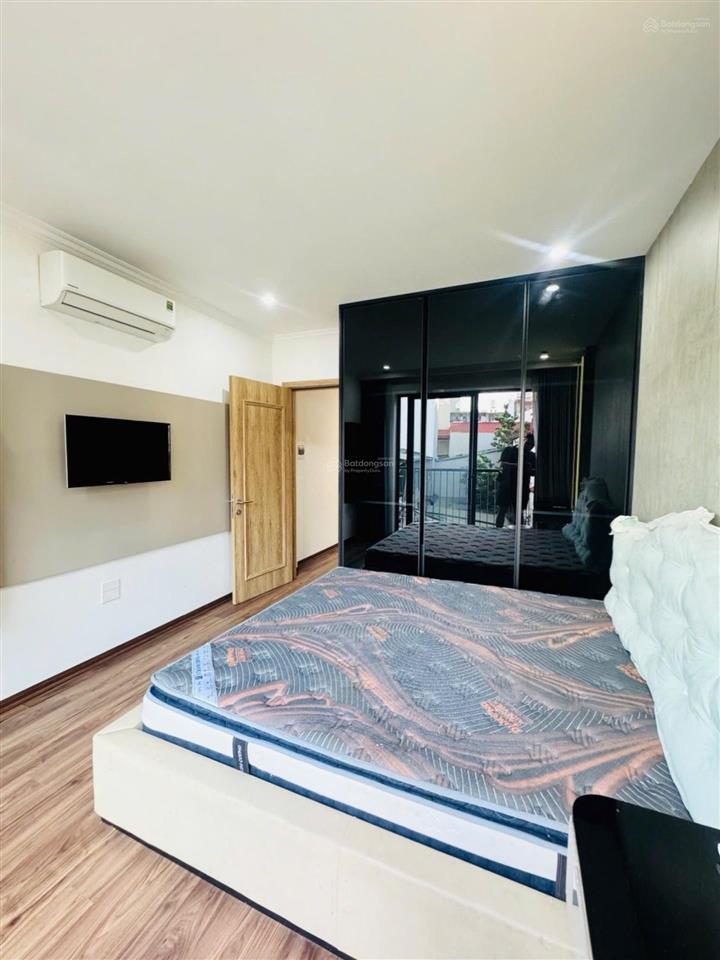 Nhà 6 tầng gara ô tô kinh doanh full nội thất  ngõ thông ô tô tránh