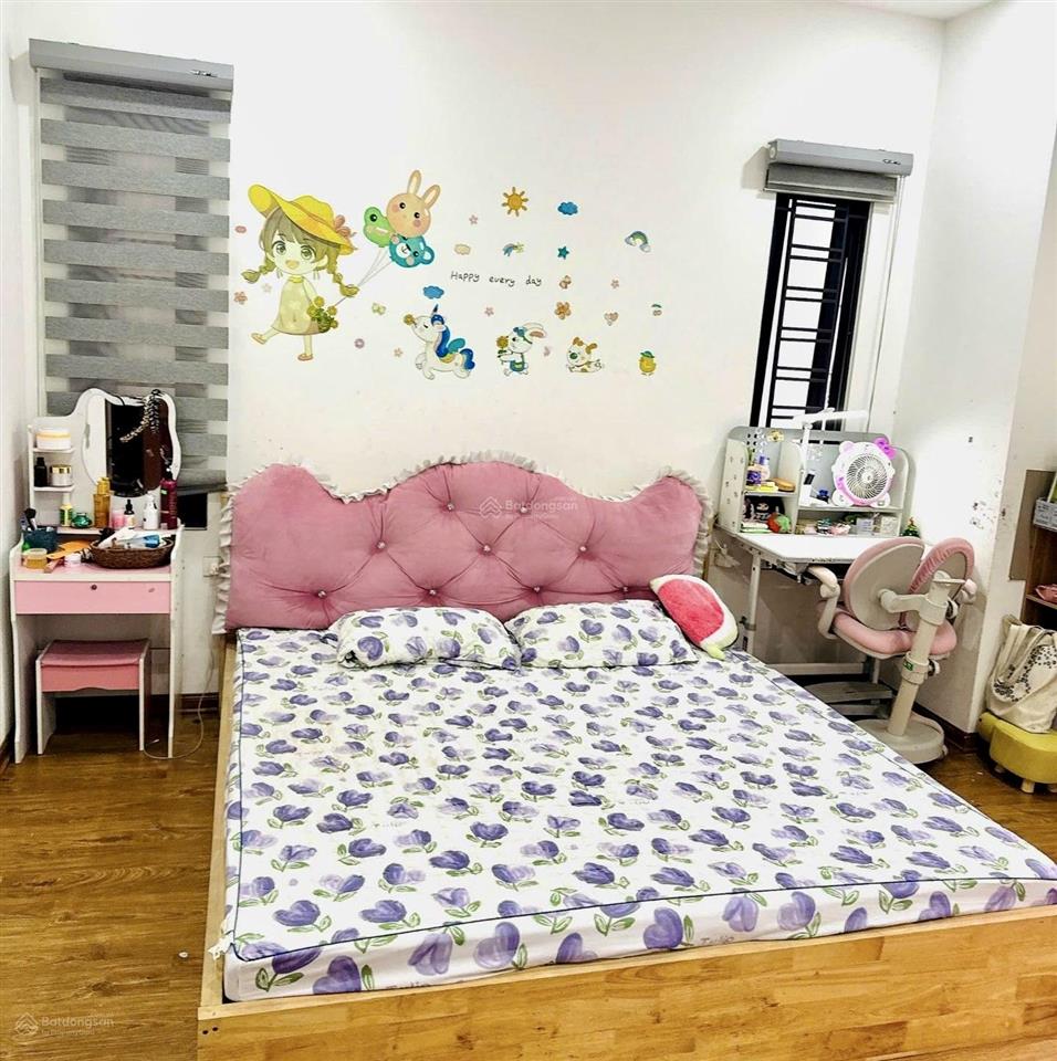 Hơn 7 tỷ, nhà lô góc thoáng sáng vị trí đẹp cách ô tô tránh chỉ 30m