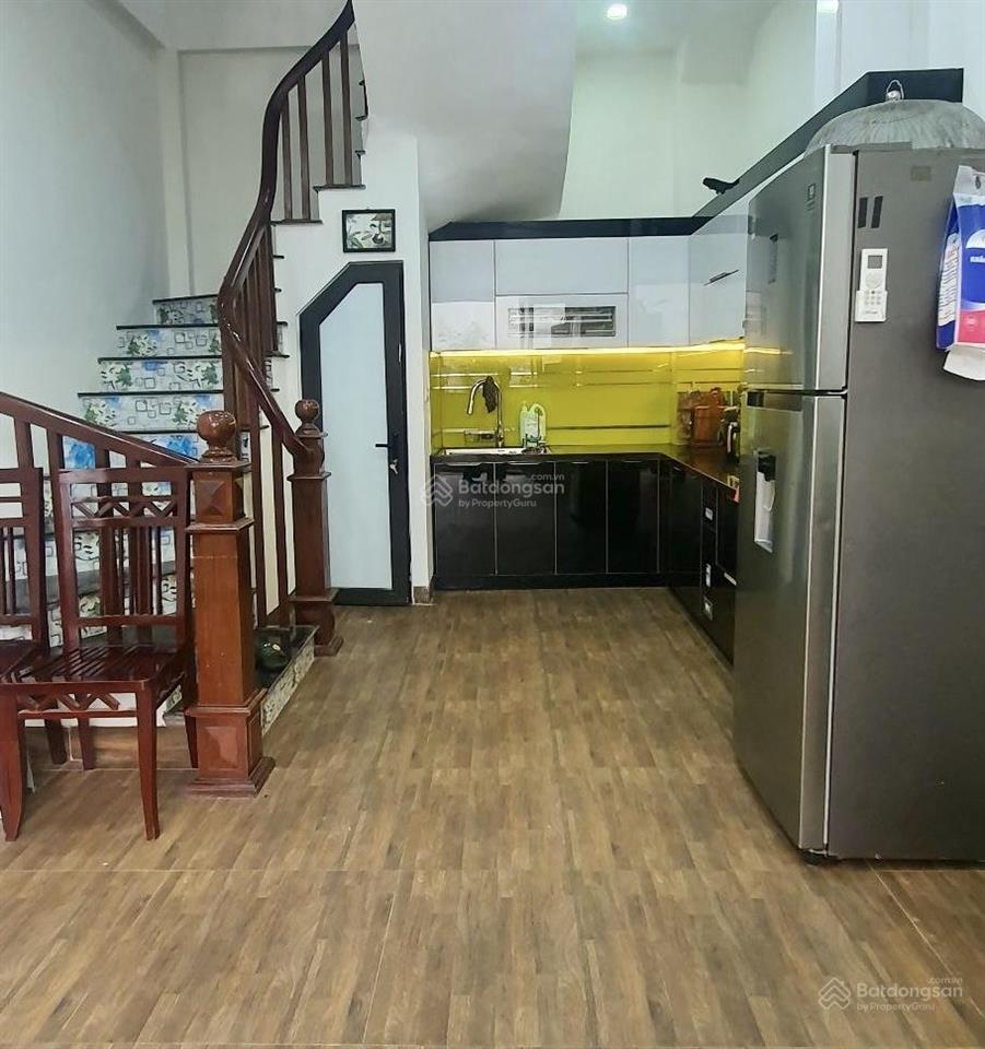 Hơn 7 tỷ, nhà lô góc thoáng sáng vị trí đẹp cách ô tô tránh chỉ 30m