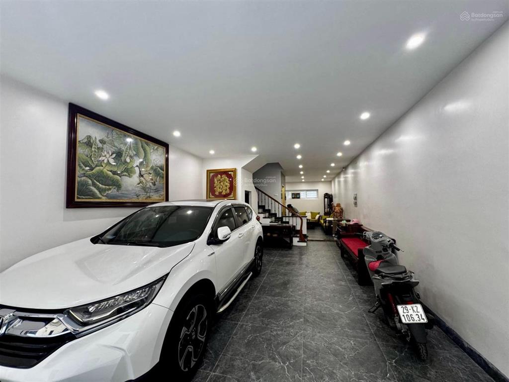 Khu đấu giá thạch bàn phân lô vỉa hè ô tô tránh thang máy
