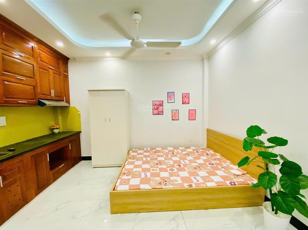 Cho thuê nhà trọ tại lai xá, 2,4 triệu, diện tích 25m2, 1 phòng ngủ, 4 tầng, mặt tiền 5m ở luôn