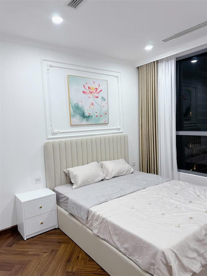 Chính chủ không ở đến nên gia đình cho thuê căn 2 ngủ park hill, full đồ xịn đẹp vào ở được luôn