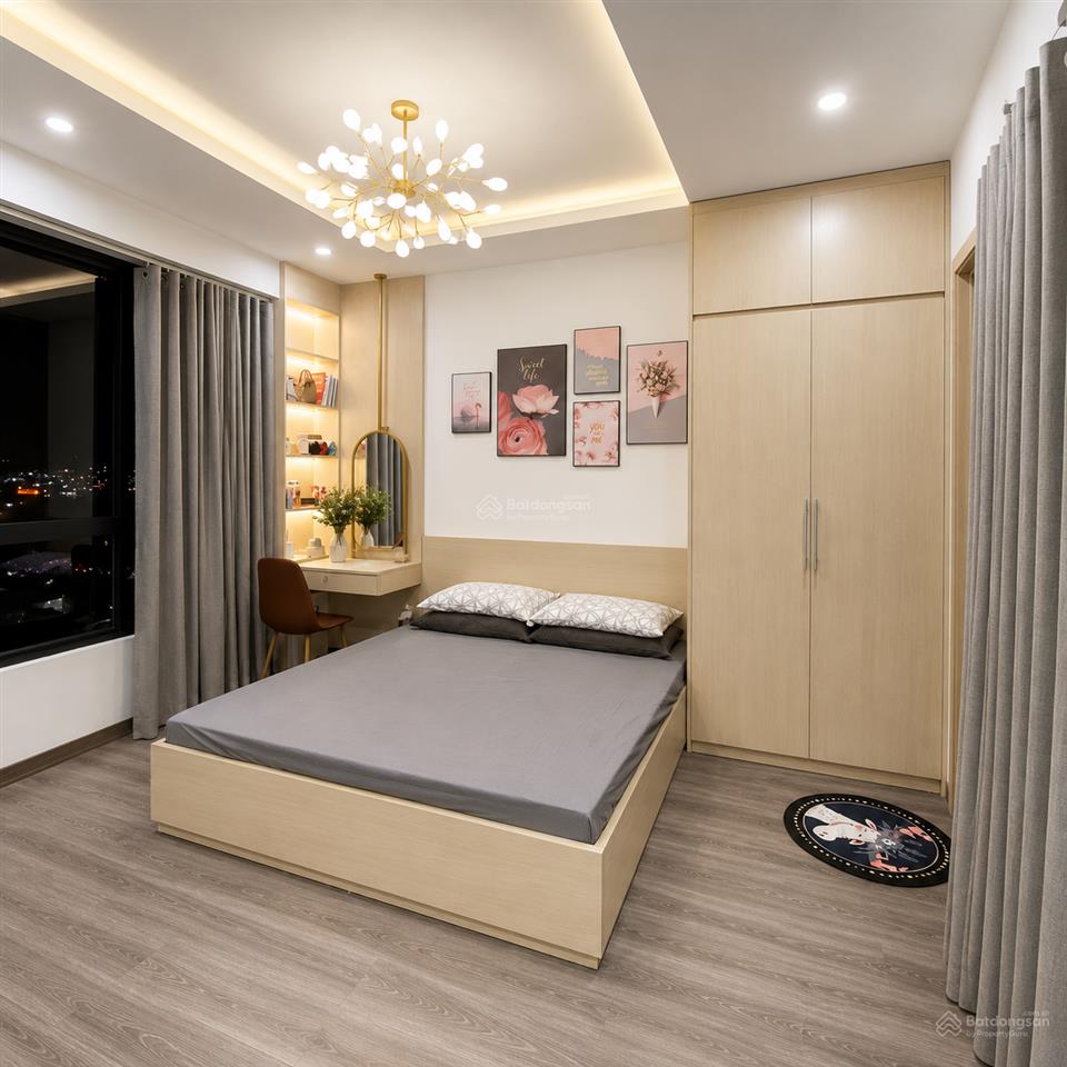 Bán căn 2 ngủ 76m2 có slot ô tô hầm vĩnh viễn tòa t6 giá 7 tỷ 5 sổ sẵn chính chủ 0353 474 ***