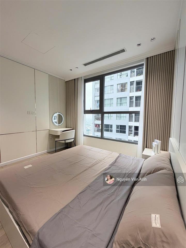 Bán nhà riêng 2 ngủ 68m2 tòa park 11 chính chủ giá 7 tỷ 2, sổ đỏ sẵn tay, tầng 12.  0353 474 ***