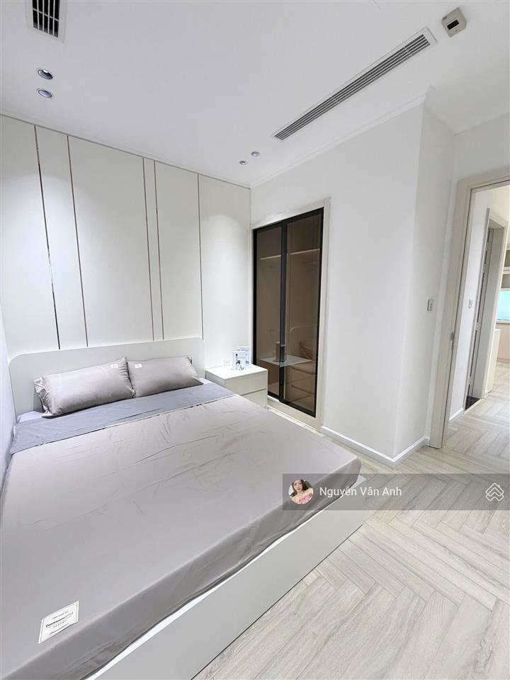 Bán nhà riêng 2 ngủ 68m2 tòa park 11 chính chủ giá 7 tỷ 2, sổ đỏ sẵn tay, tầng 12.  0353 474 ***
