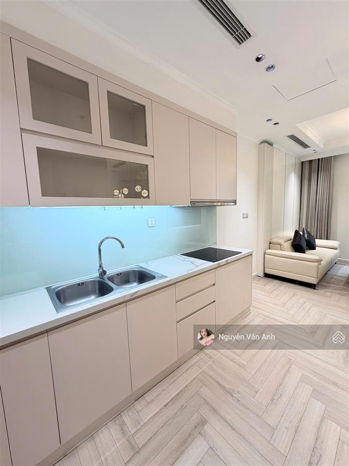Bán nhà riêng 2 ngủ 68m2 tòa park 11 chính chủ giá 7 tỷ 2, sổ đỏ sẵn tay, tầng 12.  0353 474 ***