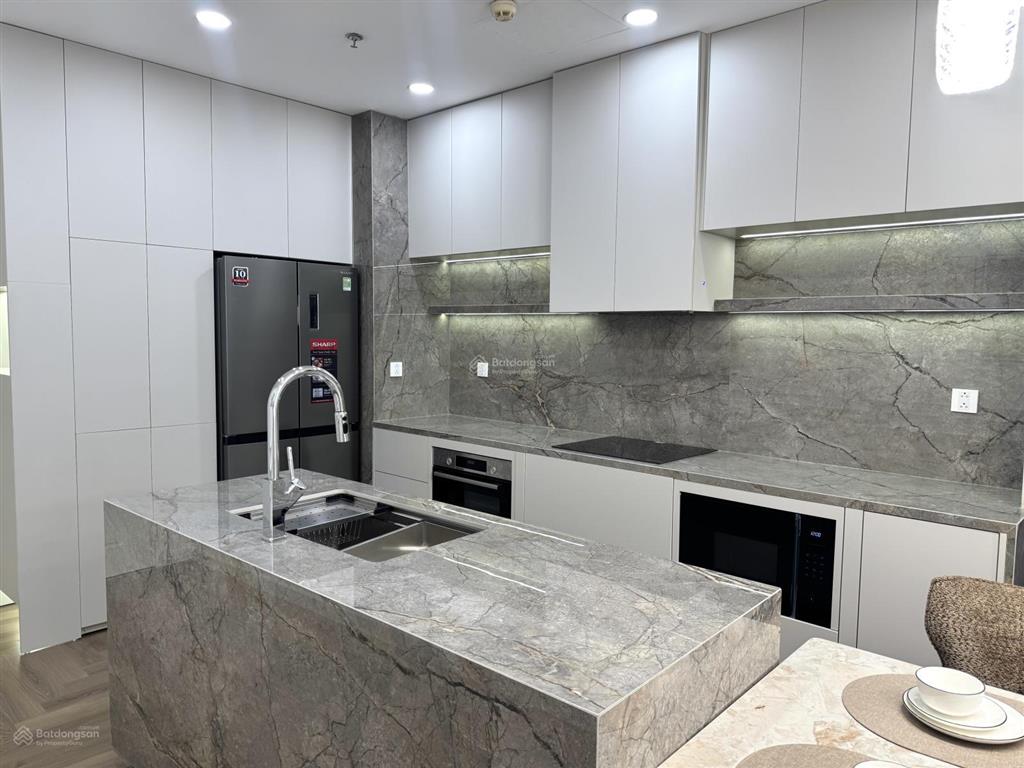 Cho thuê nhà 2 ngủ full nội thất giá 14tr/tháng tại times city vào ở được luôn. chính chủ gửi