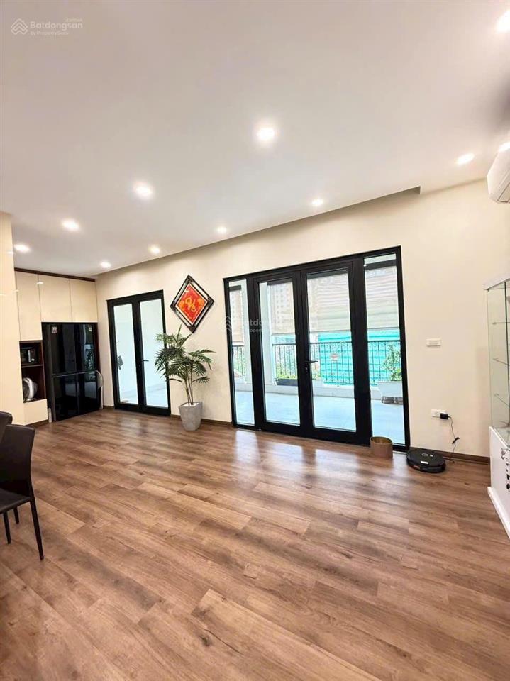 Bán nhà riêng hàm nghi, mỹ đình, căn góc 60m2 x 5t thang máy, oto tránh , giá 18tỷ