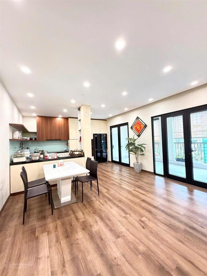 Bán nhà riêng hàm nghi, mỹ đình, căn góc 60m2 x 5t thang máy, oto tránh , giá 18tỷ