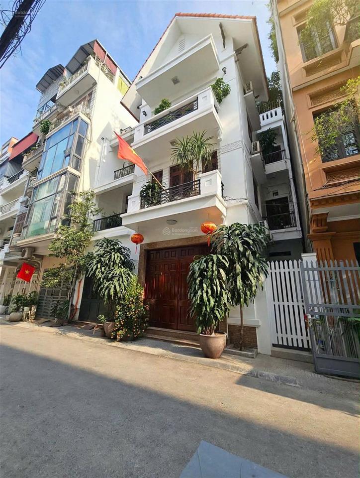 Bán rất gấp bt 5 tầng chính chủ p. trần quốc hoàn, dt 100m2, mt 8m, giá 38,5 tỷ tl