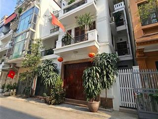 Bán rất gấp bt 5 tầng chính chủ p. trần quốc hoàn, dt 100m2, mt 8m, giá 38,5 tỷ tl
