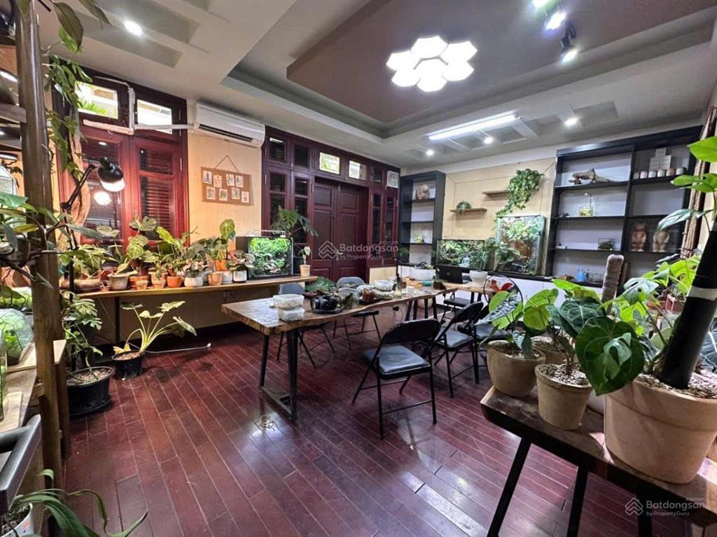 Mới! phân lô phan văn trường  cầu giấy 100m2 xây 6 tầng, mt 8m, giá 39 tỷ, cực hiếm