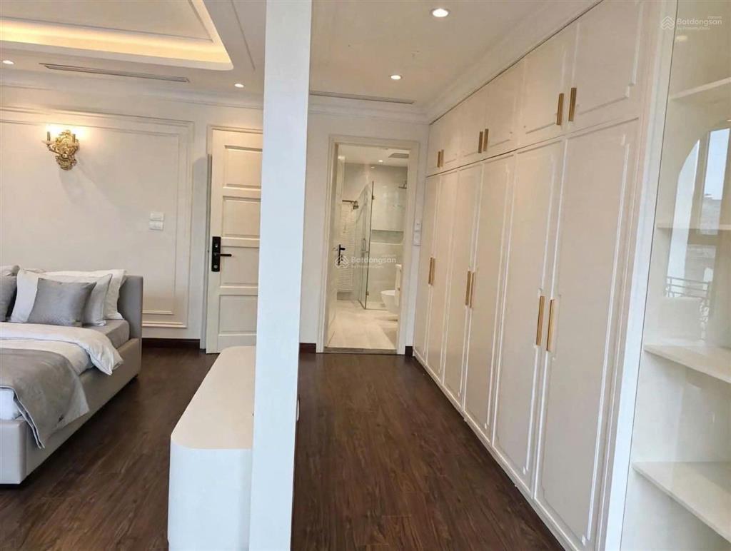 Mới! bt liền kề 4tầng tp giao lưu, dt 110m2, thang máy, mt 8m, chính chủ. nhỉnh 30tỷ tl