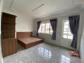 Nhà riêng 3 tầng kqh trần phú, p. xuân hương  hẻm ô tô ngay trung tâm thành phố