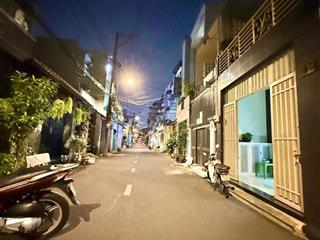 Ngộp bank bán gấp mặt tiền tân bình phường tân sơn nhất  kế bên bệnh viện thống nhất  5 tầng