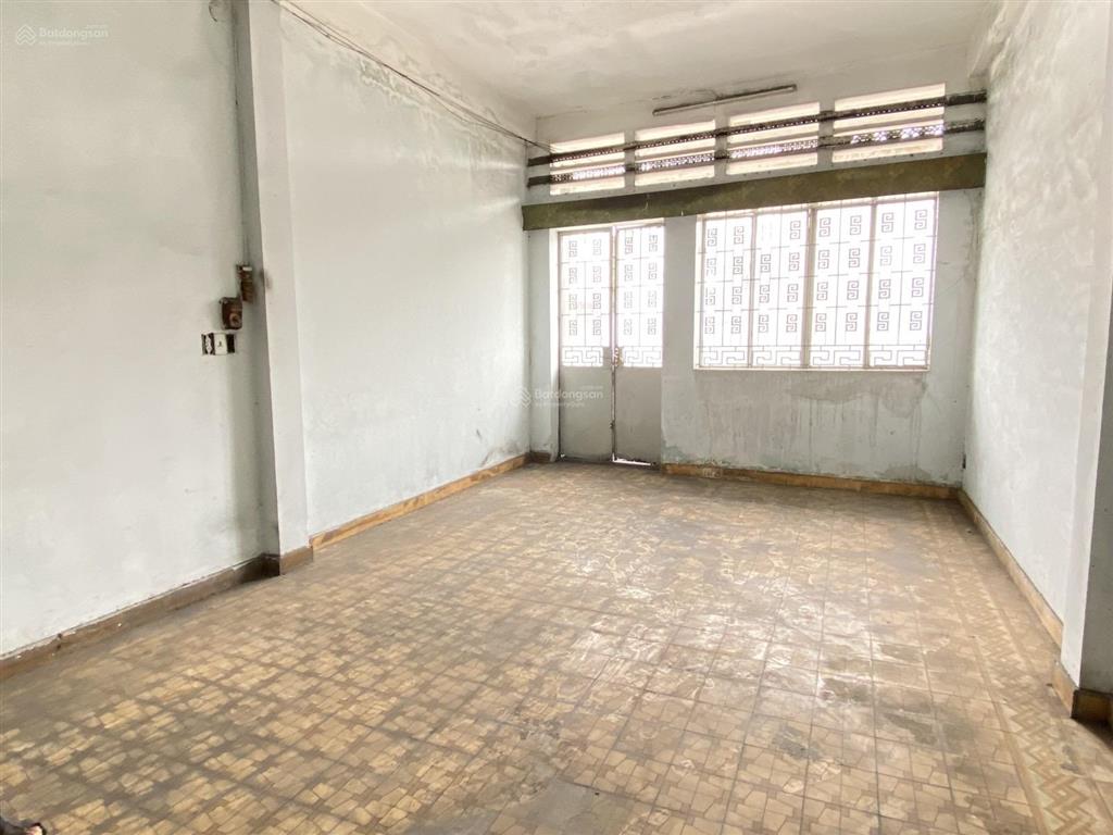 Bán gấp mặt tiền siêu hiếm lý thái tổ  ngay kế công viên số 1 lý thái tổ  90m2 ( 4,2/5 x 19m )