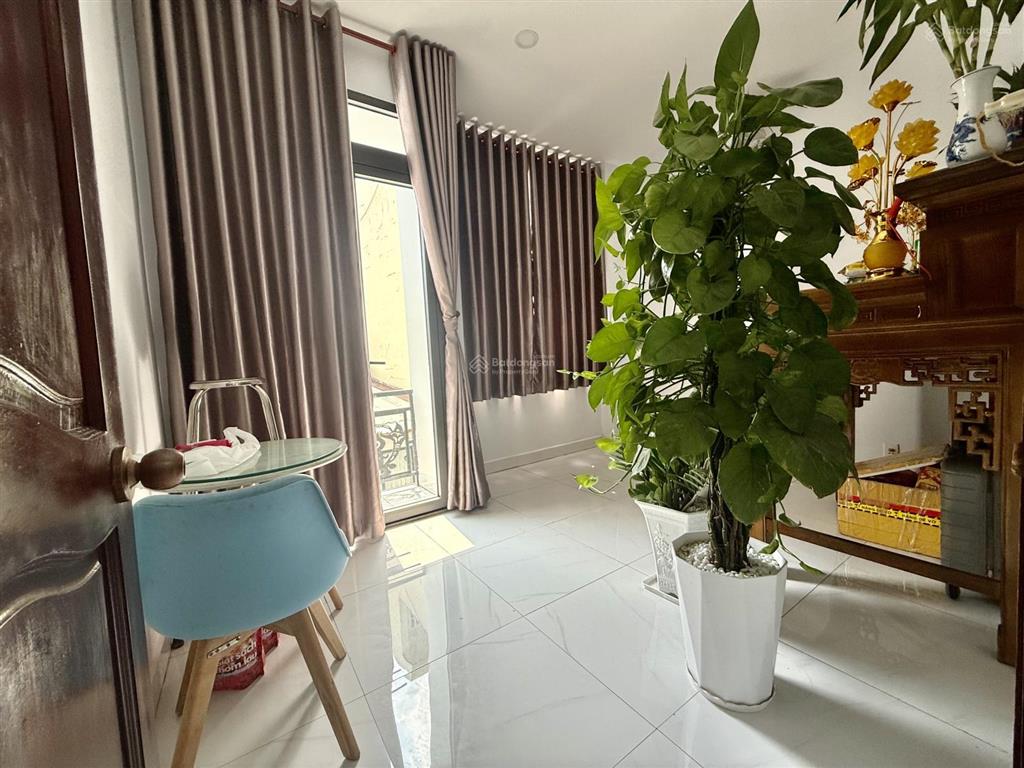 Bán nhà chính chủ đường tân kỳ tân quý  hẻm ô tô thông  4 tầng mới ở ngay  sát aeon tân phú