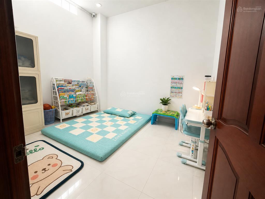 Bán nhà chính chủ đường tân kỳ tân quý  hẻm ô tô thông  4 tầng mới ở ngay  sát aeon tân phú