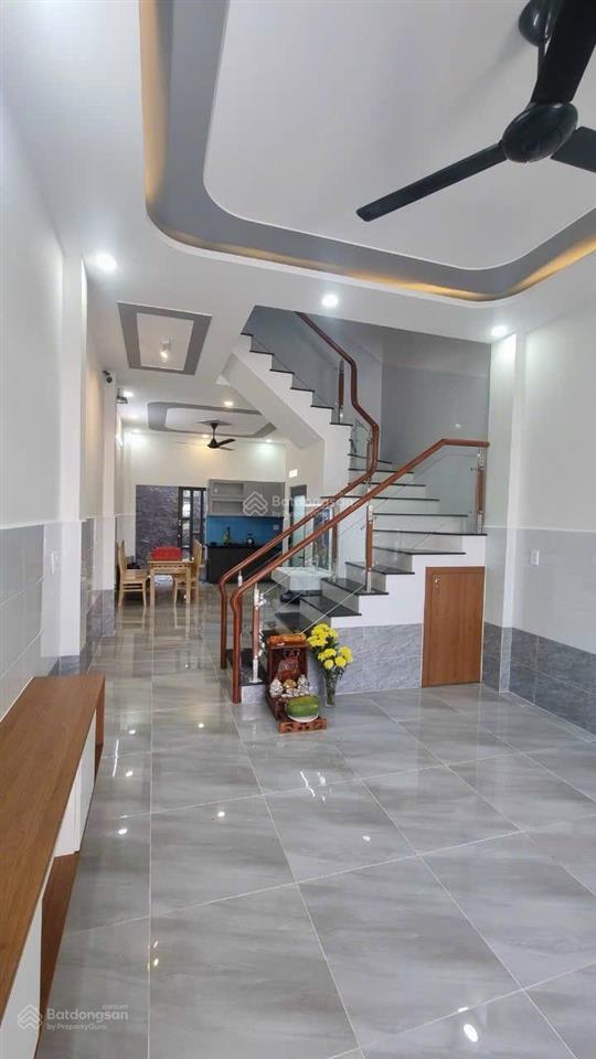 Chính chủ cần bán nhà 4 tầng mới ở ngay, hẻm ô tô  60m2 ( 4x15)  vị trí đẹp kinh doanh tốt