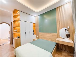 Bán nhà trung tâm quận 3  đường võ văn tần  nhà mới 4 tầng  full nội thất  giá tốt