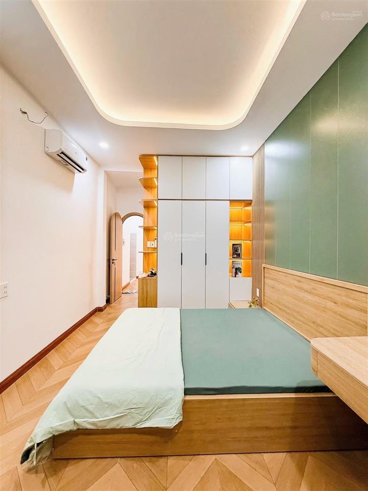 Bán nhà trung tâm quận 3  đường võ văn tần  nhà mới 4 tầng  full nội thất  giá tốt