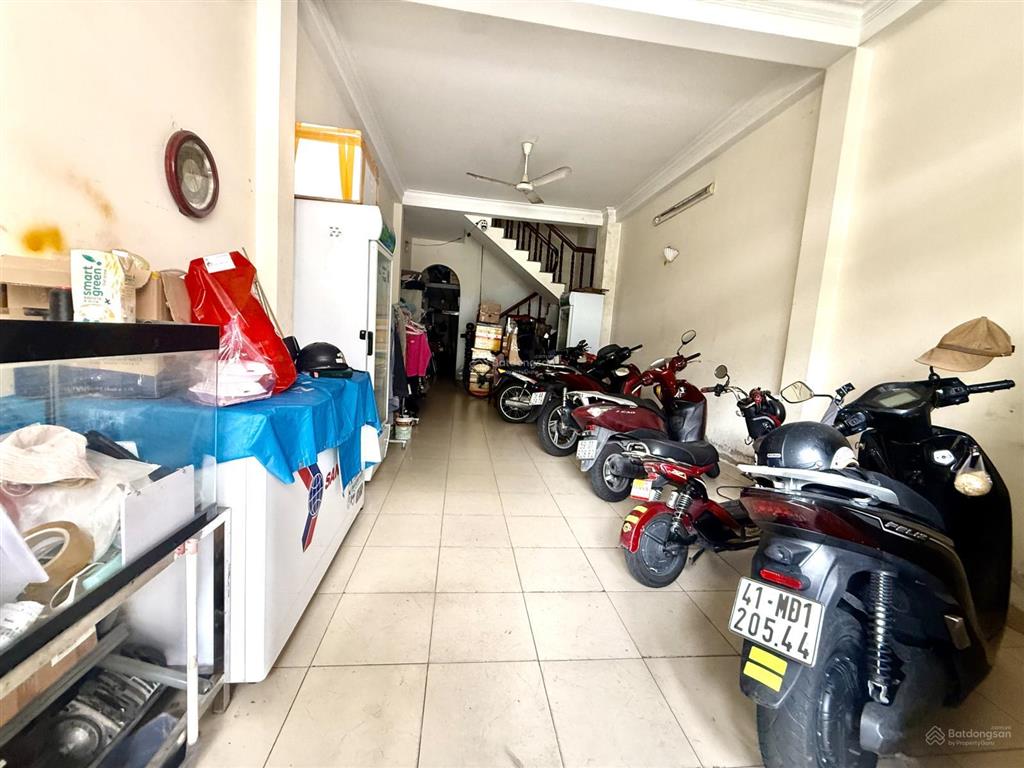 Bán gấp mặt tiền kinh doanh giáp ngay bàu cát  tân bình  70m2 (4,1 x 16m) 4 tầng  giá tốt