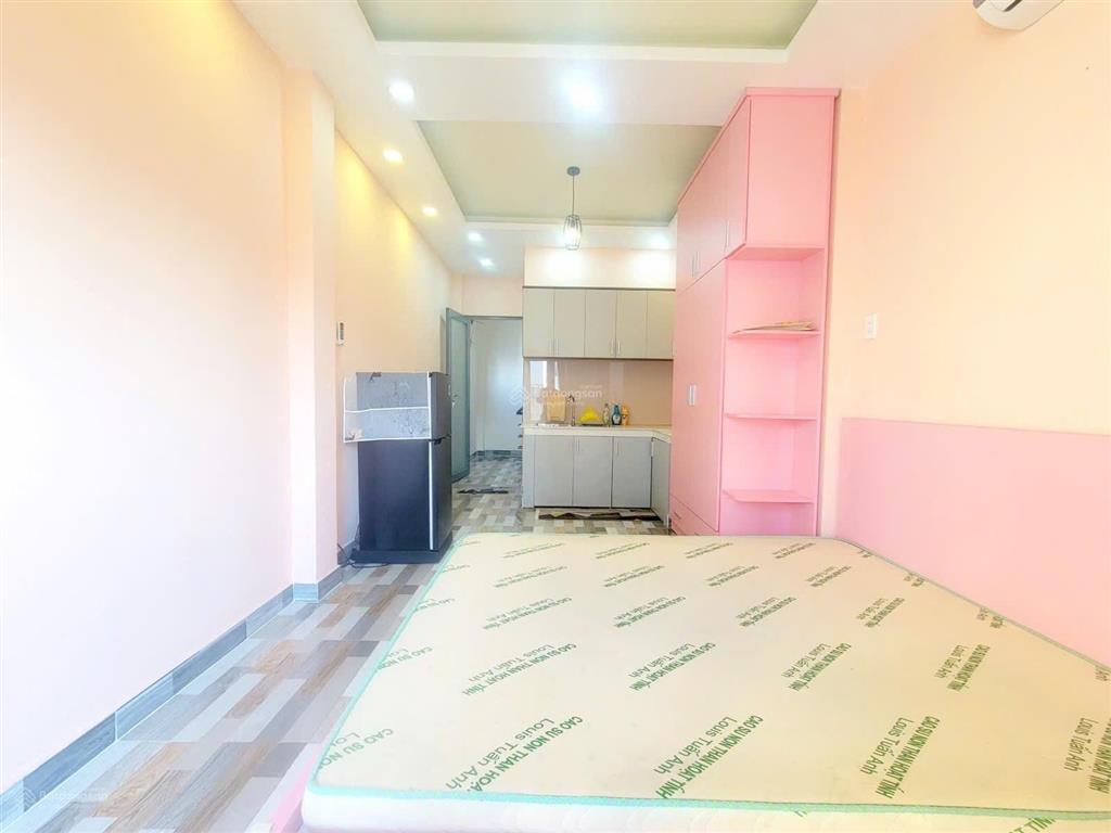 Bán nhà 5 tầng, đường lê hồng phong, ô tô đậu cửa, ngay chợ hoa hồ thị kỉ