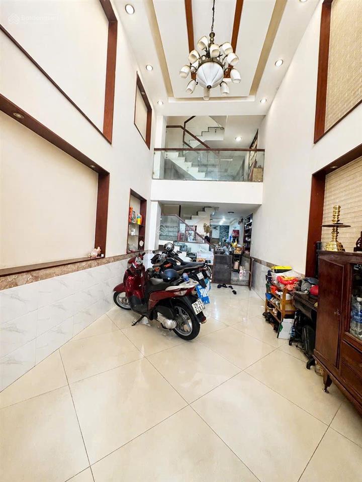 Ngộp bank  bán gấp nhà 5 tầng  70m2  hẻm kinh doanh 8m  kế bên quận 10  nhà thi đấu phú thọ