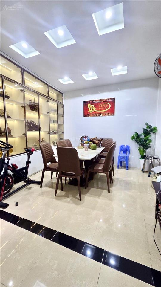 Bán gấp nhà lý thường kiệt  70m2  ngang 4,5m  3 tầng  hẻm thông giảm hơn 1 tỷ