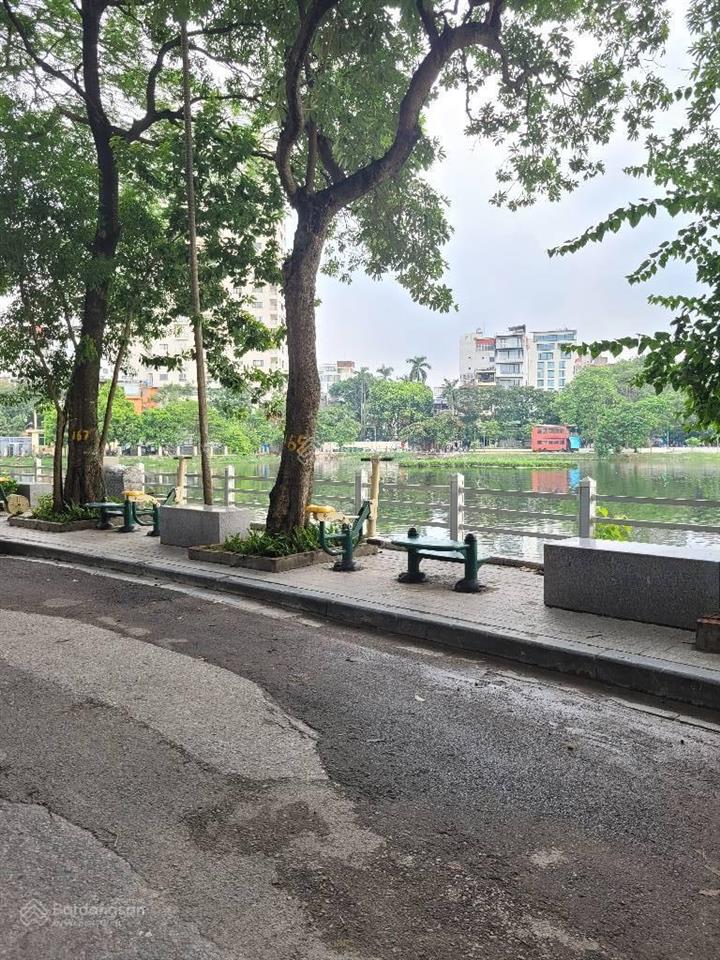 Bán nhà mặt phố trấn vũ, diện tích 134m2, 3 tầng, mặt tiền 12m, giá 55 tỷ