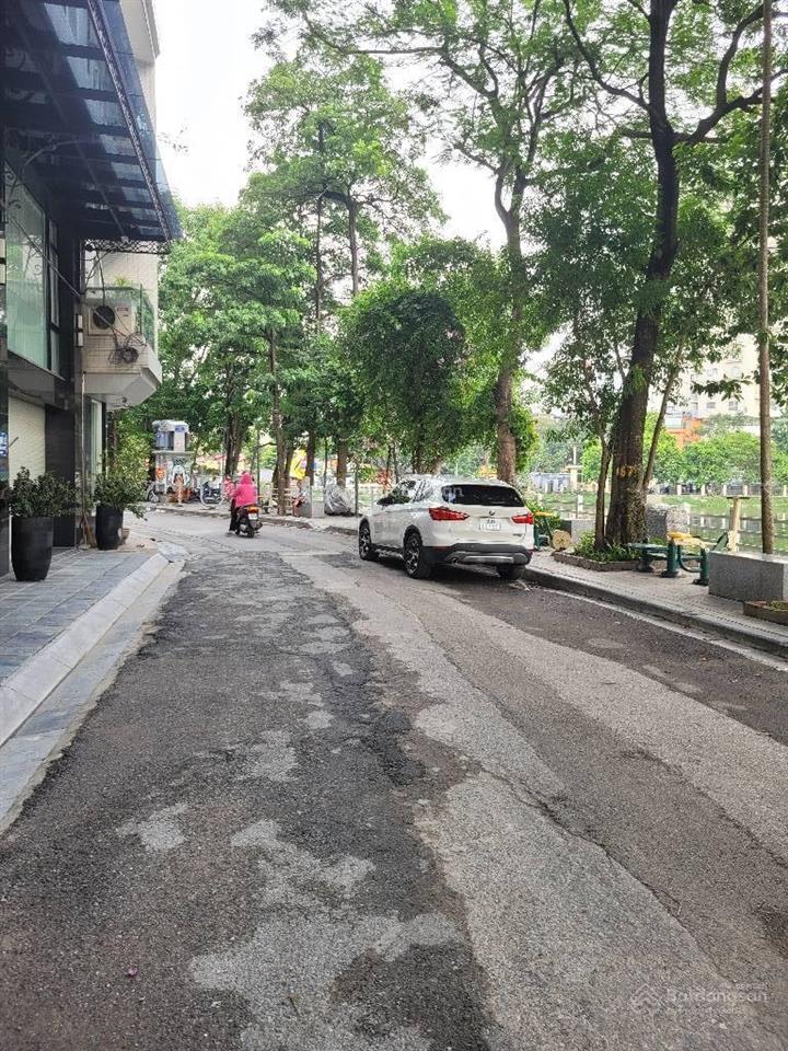 Bán nhà mặt phố trấn vũ, diện tích 134m2, 3 tầng, mặt tiền 12m, giá 55 tỷ