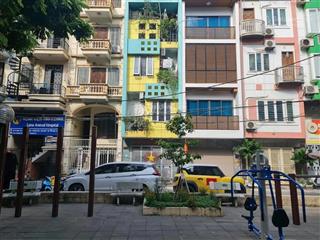 Bán nhà phân lô hoàng ngân view vườn hoa ô tô vòng quanh  66m2  mt 4,2m  32,4 tỷ