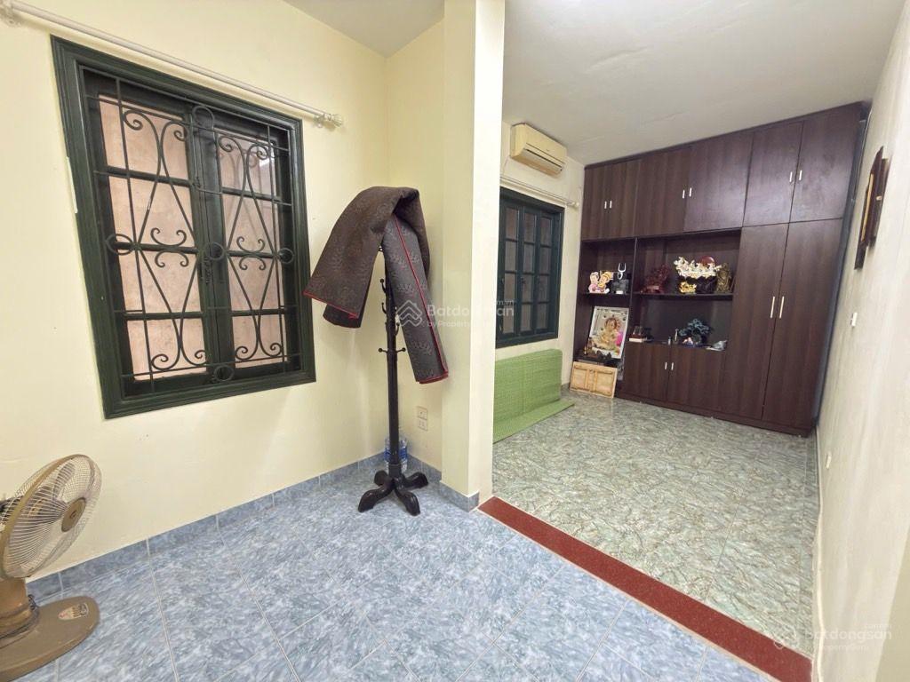 Bán nhà riêng ngõ 151 đội cấn  mặt tiền rộng  gần hồ đầm tròn