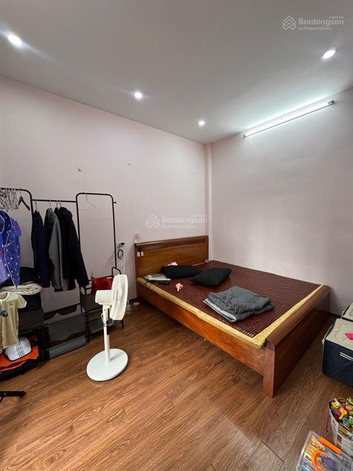 Bán nhà riêng  lô góc  phố kim đồng, diện tích 37m2, 5 tầng, mặt tiền 8m, giá 8,95 tỷ