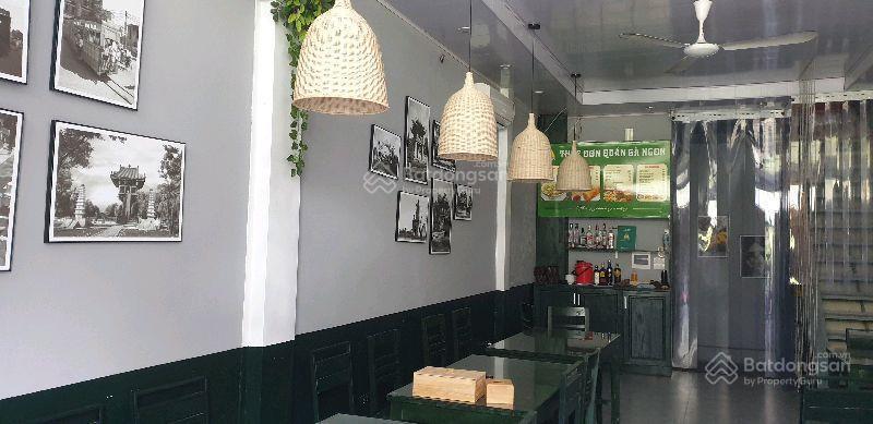 Bán nhà mặt phố hoàng cầu, diện tích 50m2 x 3 tầng, mặt tiền 4,8m, giá 28,9 tỷ