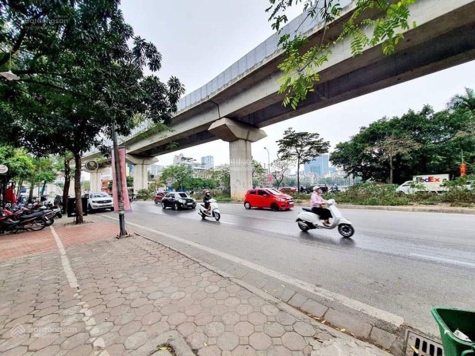 Bán nhà mặt phố hoàng cầu  đống đa  diện tích 182,5m2  3 tầng  mt 3,9m  giá 55,9 tỷ