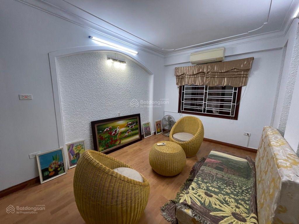 Bán nhà riêng ngõ thổ quan  trung phụng, diện tích 24m2 x 6 tầng, mặt tiền 3,3m, giá 5,85 tỷ