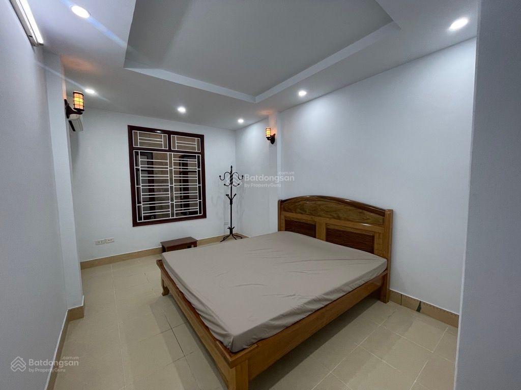 Bán nhà riêng ngõ thổ quan  trung phụng, diện tích 24m2 x 6 tầng, mặt tiền 3,3m, giá 5,85 tỷ