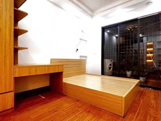 Chính chủ cần bán nhà riêng lô góc ngõ 95 cự lộc, diện tích 26m2 x 4 tầng, mặt tiền 3m, giá 6,3 tỷ