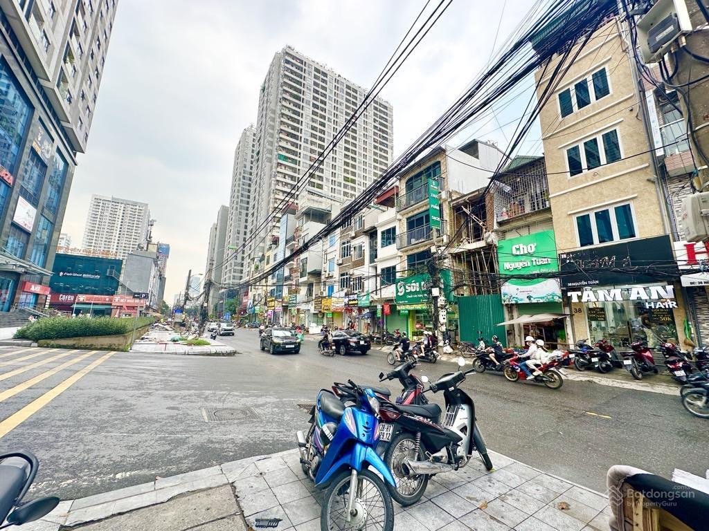 Bán nhà mặt phố nguyễn tuân  vỉa hè rộng  kinh doanh đỉnh  vị trí đắc địa