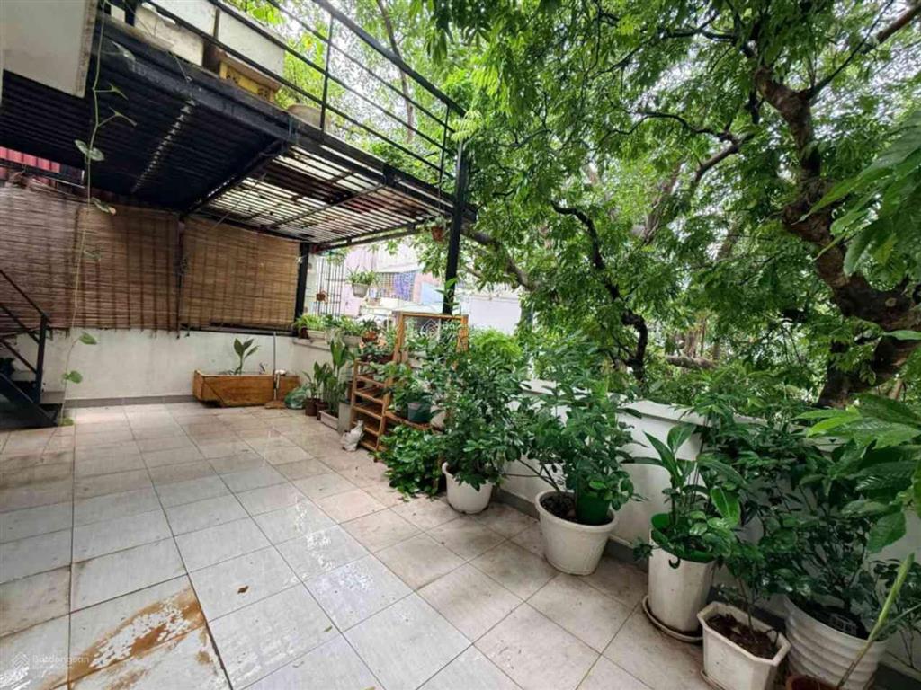 Bán nhà riêng lô góc ngõ 343 đội cấn  diện tích 45m2  5 tầng  mặt tiền 7m  giá 9,8 tỷ