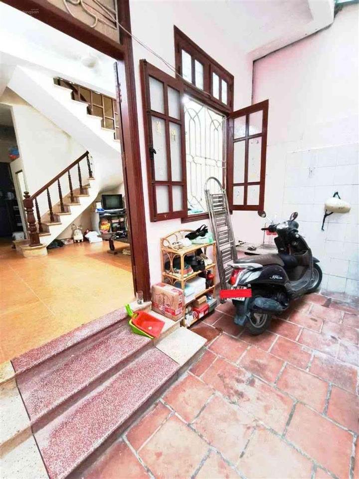 Bán nhà riêng ngõ 460 thụy khuê, diện tích thực tế 48m2, 3 tầng, mặt tiền 4,2m, giá 9,9 tỷ