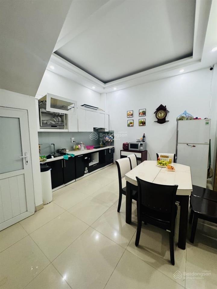 Bán nhà riêng phố trần duy hưng, diện tích 40m2, 6 tầng, mặt tiền 3,9m, giá 12,5 tỷ