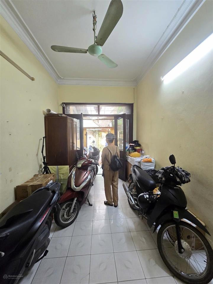 Bán nhà riêng ngõ tự do, phố trần đại nghĩa, diện tích 53m2, 4 tầng, mặt tiền 3m, giá 11 tỷ