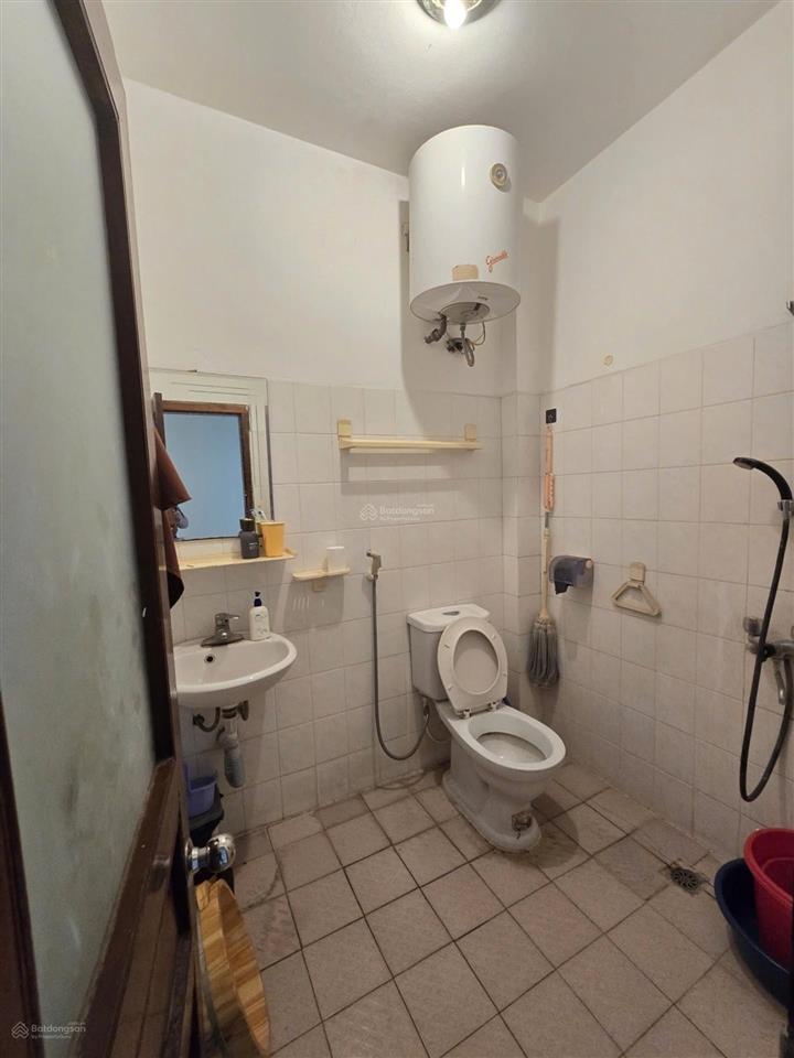 Bán nhà riêng ngõ tự do, phố trần đại nghĩa, diện tích 53m2, 4 tầng, mặt tiền 3m, giá 11 tỷ