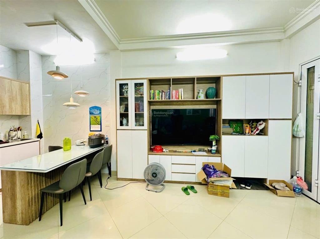 Bán nhà đẹp lô góc đường hồ tùng mậu  cách 1 nhà ra ô tô